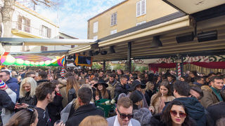 Badnjak 2016: Blagdanski đir po gradu 24. prosinca Badnjak 2016: Blagdanski đir po gradu 24. prosinca