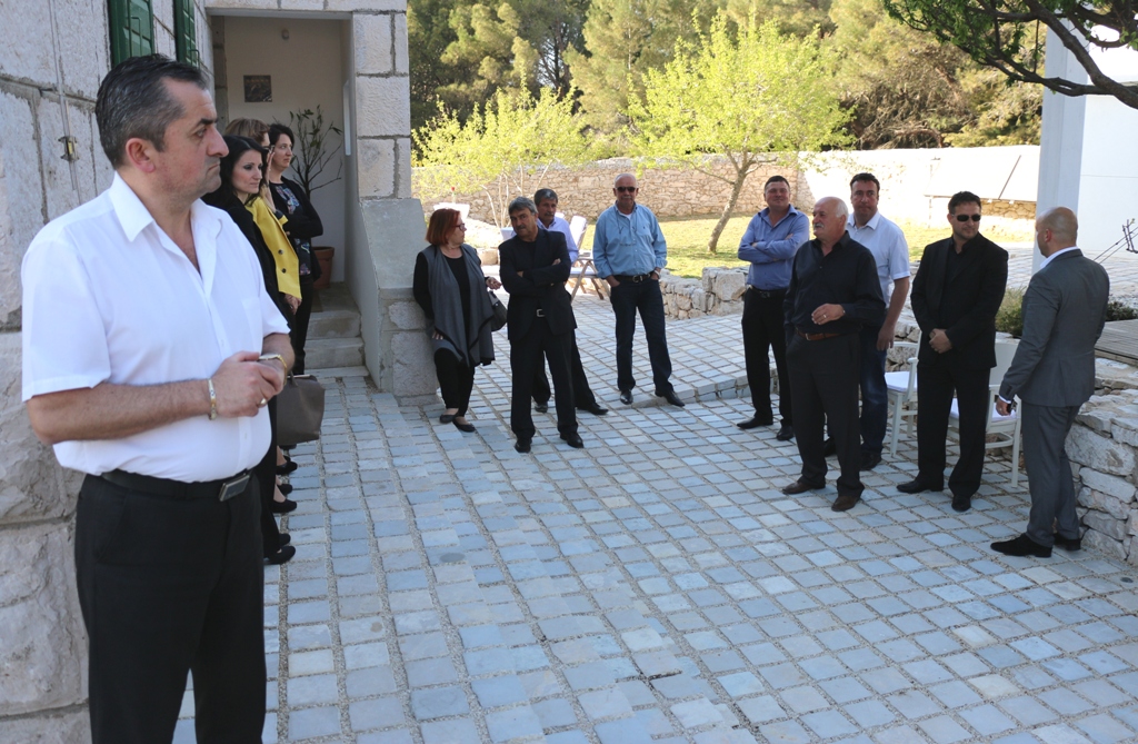 Delegacija Južnomoravske regije u posjeti otoku Viru Delegacija Južnomoravske regije u posjeti otoku Viru