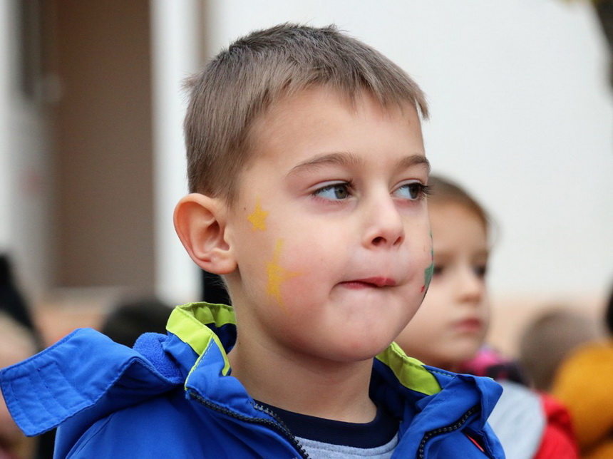 Sveti Nikola darivao mališane na Viru, Krampus bez posla Sveti Nikola darivao mališane na Viru, Krampus bez posla