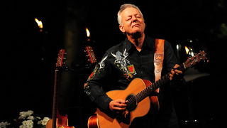 Gitaristički virtuoz Tommy Emmanuel održao fenomenalan koncert u Perivoju Vladimira Nazora. Foto: Nenad Marčev Gitaristički virtuoz Tommy Emmanuel održao fenomenalan koncert u Perivoju Vladimira Nazora. Foto: Nenad Marčev