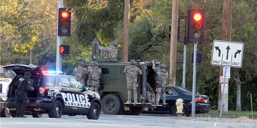 U pucnjavi u San Bernardinu ubijeno 14 ljudi i dvoje napadača, Foto: Hina U pucnjavi u San Bernardinu ubijeno 14 ljudi i dvoje napadača, Foto: Hina