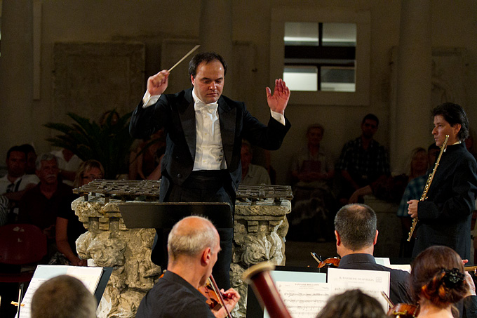 Orchestra Mitteleuropea u klaustru crkve Sv. Frane, Foto: Leo Banić