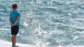 Guštanje u jugu na zadarskoj rivi 15. rujna 2015. Foto: Dino Stanin/PIXSELL