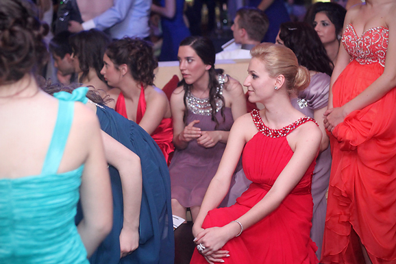 Maturalna večer Gimnazije Vladimira Nazora (foto:Saša Čuka) Maturalna večer Gimnazije Vladimira Nazora (foto:Saša Čuka)