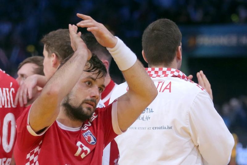 Tuga hrvatskih rukometaša nakon šokantnog poraza od Slovenije