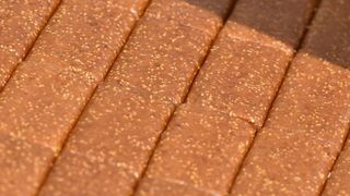 U sklopu 9. Festivala smokve na Trgu pet bunara održava se sajam smokava na kojem proizvođači i prerađivači izlažu i prodaju svoje artikle. Photo: Dino Stanin/PIXSELL U sklopu 9. Festivala smokve na Trgu pet bunara održava se sajam smokava na kojem proizvođači i prerađivači izlažu i prodaju svoje artikle. Photo: Dino Stanin/PIXSELL