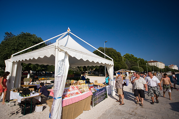 ‘Proizvodi hrvatskog sela – ZADAR 2011.’ (foto:Saša Čuka)