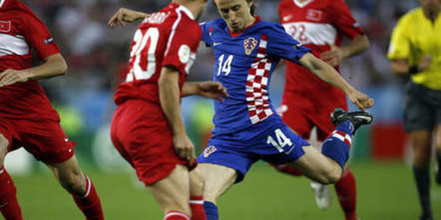 Luka Modrić, Hrvatska – Turska 1-1 (2-4) Luka Modrić, Hrvatska – Turska 1-1 (2-4)