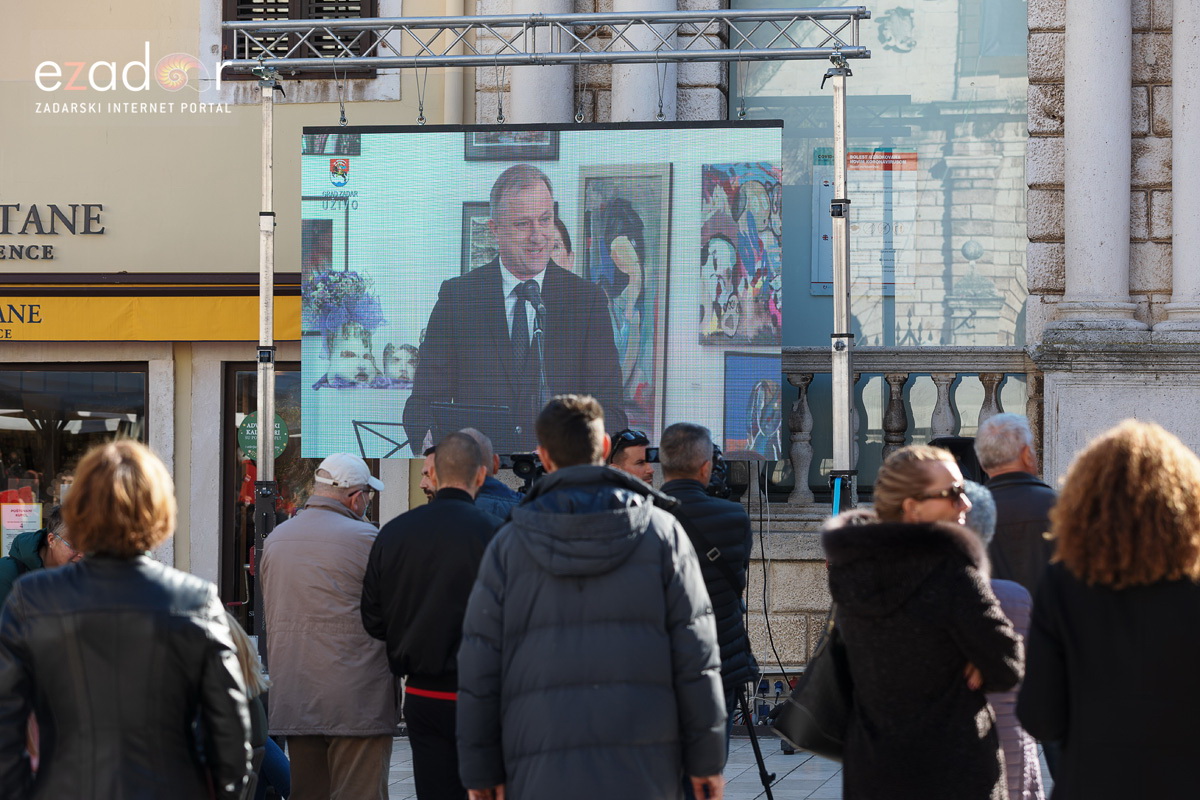 U Gradskoj loži zaslužnim građanima dodijeljena Javna priznanja Grada Zadra