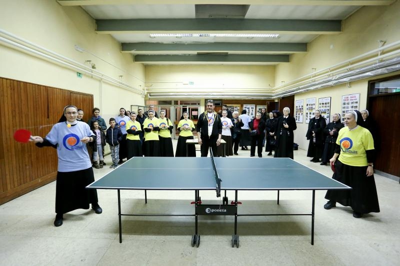 Zagreb: Sportske igre redovnica u OŠ Mato Lovrak. Photo: Goran Jakus/PIXSELL