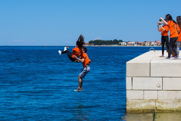 Ludijada maturanata na zadarskoj rivi 17. svibnja 2016. Foto: Bojan Bogdanić