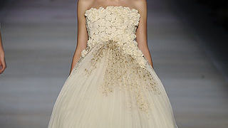 Na granici s coutureom (Moda.hr)