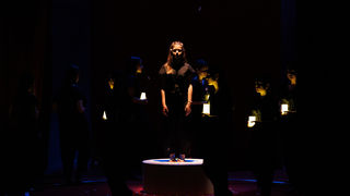 Igrajmo se: Zabranjeno mlađima od 15 strana A