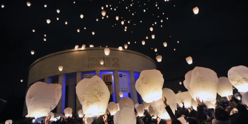 Stotine lampiona zablistalo nad Zagrebom, foto: CROPIX
