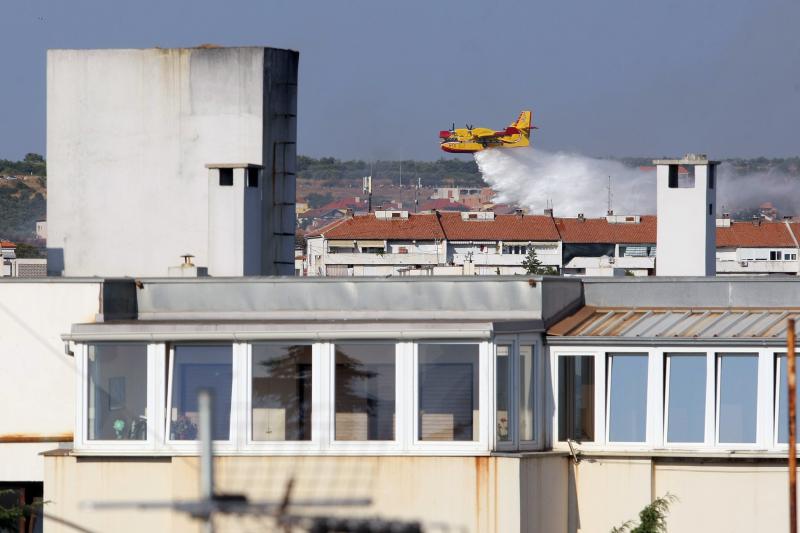 Požar na Plovaniji 11. kolovoza 2013. Foto: Željko Mršić/PIXSELL Požar na Plovaniji 11. kolovoza 2013. Foto: Željko Mršić/PIXSELL