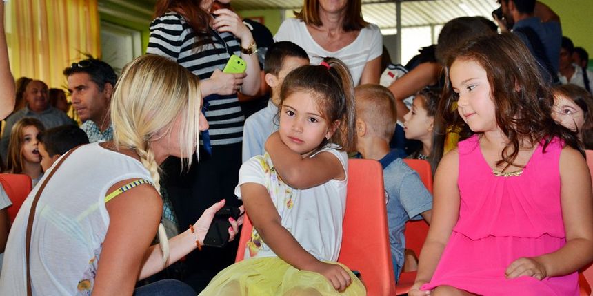 Prvi dan škole u OŠ Stanovi  ; foto Iva Perinčić