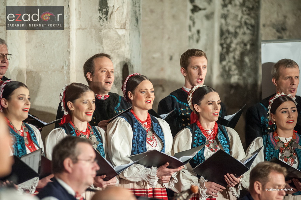 Adventski koncert ansambla Lado u prepunoj u crkvi sv. Nikole Adventski koncert ansambla Lado u prepunoj u crkvi sv. Nikole