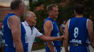 U povodu blagdana Kraljice Mira u Stanovima odigrana utakimica između veterana KK Zadar i Stanova, Foto: Iva Perinčić U povodu blagdana Kraljice Mira u Stanovima odigrana utakimica između veterana KK Zadar i Stanova, Foto: Iva Perinčić
