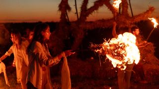 Kozjak: 17. Međunarodni Slama Land Art Festival – “Zlatno doba” Kozjak: 17. Međunarodni Slama Land Art Festival – “Zlatno doba”