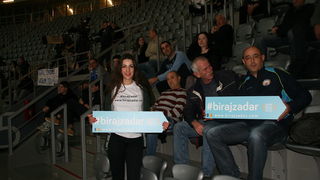 Košarkaši i navijači KK Zadar podržali akciju #birajzadar Košarkaši i navijači KK Zadar podržali akciju #birajzadar