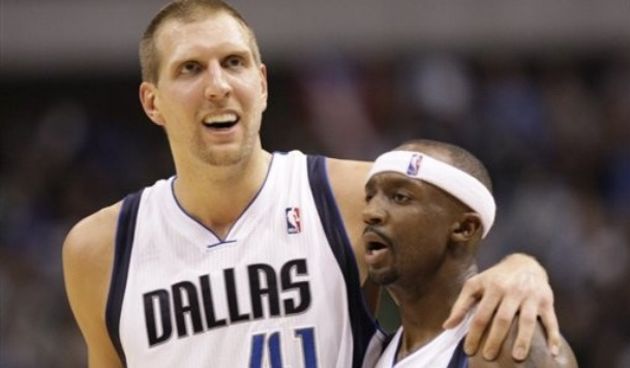 Dirk Nowitzki, Jason Terry, foto: ap photo