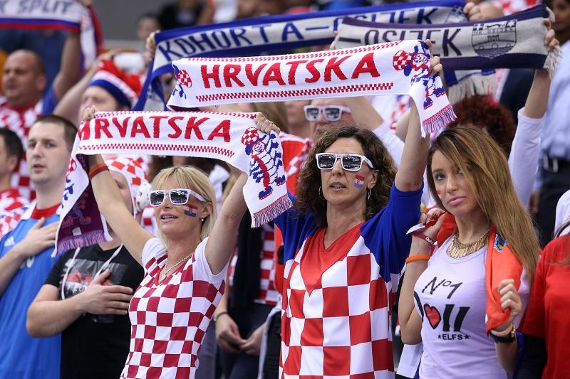 Katar – 24. svjetsko rukometno prvenstvo, osmina finala, Hrvatska – Brazil 26-25. Hrvatski navijaci. Photo: Goran Stanzl/PIXSEL