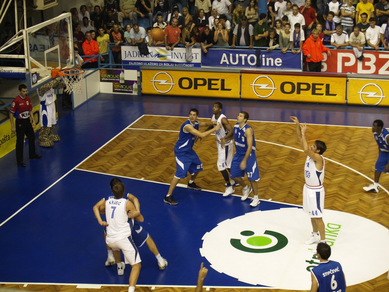 Zadar – Cibona 87-80 3.10.07.