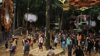 20.08.2015., Slunj – U Primislju kod Slunja vec tradicionalno odrzava se Momento Demento Psychedelic Music and Art festival koji je ove godine posjetio oko 6 tisuca ljubitelja ove vrste zabave. Posjetitelji su dosli iz cijele Europe, Amerike, Brazila. F 20.08.2015., Slunj – U Primislju kod Slunja vec tradicionalno odrzava se Momento Demento Psychedelic Music and Art festival koji je ove godine posjetio oko 6 tisuca ljubitelja ove vrste zabave. Posjetitelji su dosli iz cijele Europe, Amerike, Brazila. F