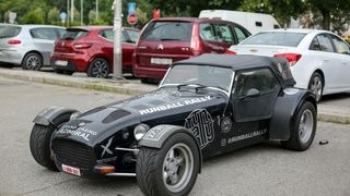 Zagreb: 40 sportskih automobila na Runball Rallyju ispred hotela Admiral