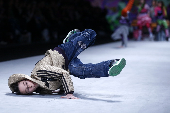 Zagreb, 120311.
Veceras je na Zagrebackom velesajmu odrzana druga vecer modne revije Dove Fashion.Hr.
Revije ce trajati do nedjelje 13.03.
Revija na slici: Zigman za Bambi.
Foto: Neja Markicevic / CROPIX