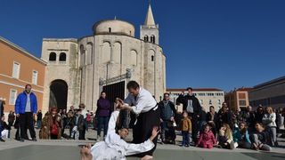 , Zadar – U sklopu drugog po redu Tuna, Sushi and Wine Festivala koji se od 3. do 7. veljace odrzava u Zadru, danas je odrzan glavni otvoreni dogadjaj za javnost na zadarskom Forumu uz degustaciju sushi i specijaliteta od tune i show program. Photo: Dino , Zadar – U sklopu drugog po redu Tuna, Sushi and Wine Festivala koji se od 3. do 7. veljace odrzava u Zadru, danas je odrzan glavni otvoreni dogadjaj za javnost na zadarskom Forumu uz degustaciju sushi i specijaliteta od tune i show program. Photo: Dino