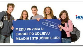 Image 1191935 (auto) Image 1191935 (auto)