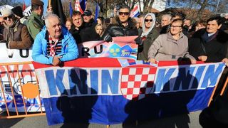 Image 380847 (auto) Image 380847 (auto)