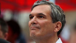 Zadar, 120513.
Trg pet bunara, Poluotok. 
Predizborni skup SDP-a na kojem je sudjelovao predsjednik stranke Zoran Milanovic. Na skupu je predstavljen i kandidat za gradonacelnika Zadra Ivo Bilic. Na fotografiji: kandidat za gradonacelnika Zadra Ivo Bilic.