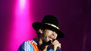 Zagreb, 210611.
RSC Jarun.
Otok hrvatske mladezi.
T-mobile INmusic festival.
Prvi dan tradicionalno najveceg glazbenog spektakla u Hrvatskoj koji se odrzava 21. i 22.06.
Na slici: Jamiroquai.
Foto: Tomislav Kristo / CROPIX Zagreb, 210611.
RSC Jarun.
Otok hrvatske mladezi.
T-mobile INmusic festival.
Prvi dan tradicionalno najveceg glazbenog spektakla u Hrvatskoj koji se odrzava 21. i 22.06.
Na slici: Jamiroquai.
Foto: Tomislav Kristo / CROPIX