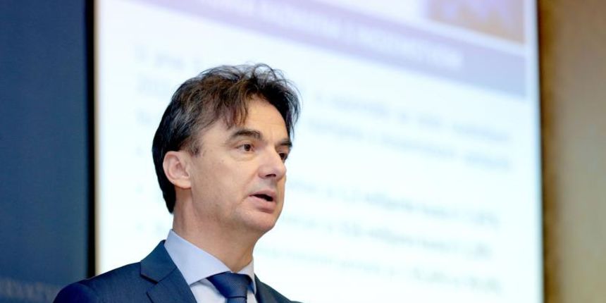 Potpredsjednik Vlade RH Branko Grcic govorio je na konferenciji za medije u Banskim dvorima o gospodarskim pokazateljima 2013./2014. godine. Photo: Patrik Macek/PIXSELL