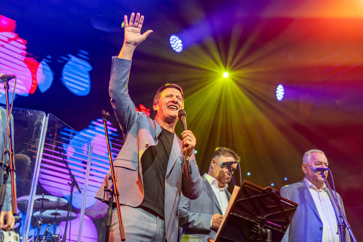 605728382_1300293608790040_2047784937136103609_n 605728382_1300293608790040_2047784937136103609_n