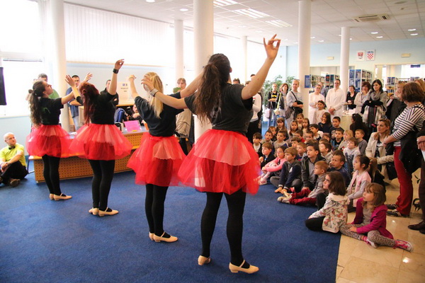 Svečano otvorena manifestacija “Zadar čita 2016”