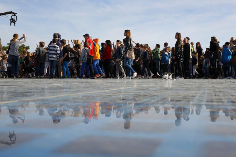 Pozdrav suncu: Snimanje spota uz “Happy” Pharrella Williamsa, Foto: Filip Brala/PIXSELL Pozdrav suncu: Snimanje spota uz “Happy” Pharrella Williamsa, Foto: Filip Brala/PIXSELL