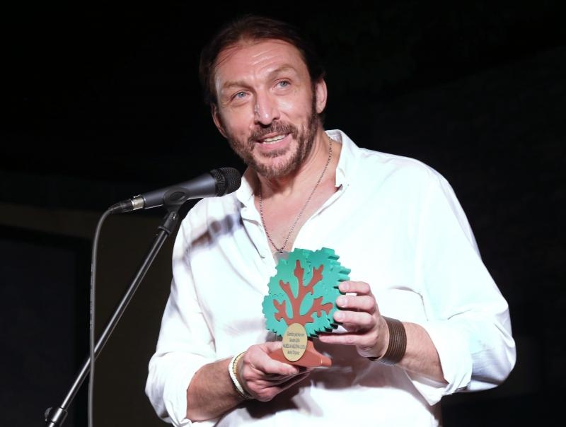 Nakon svecane podjele nagrada publici je prikazana predstava Slucaj rogonja.