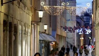 Blagdanske dekoracije u centru Zadra Blagdanske dekoracije u centru Zadra