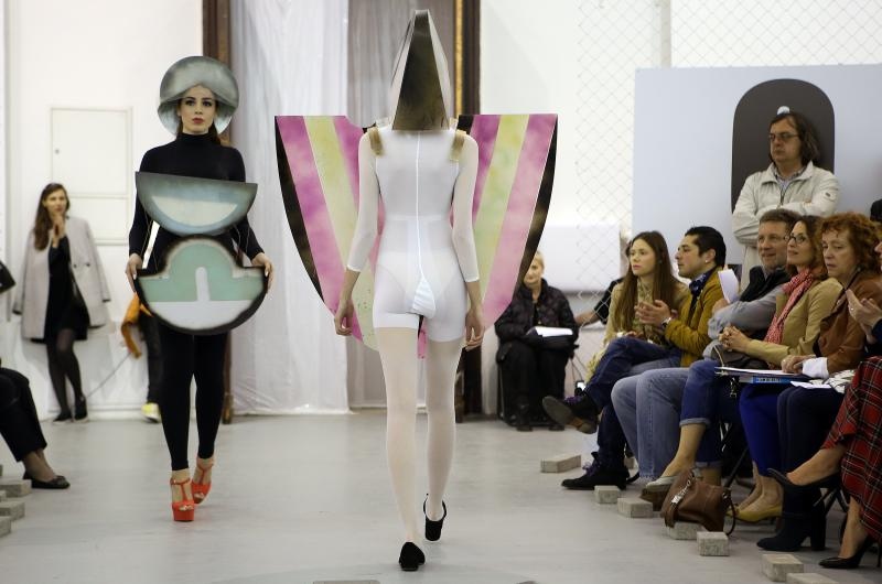 U sklopu tribine Moda osamdesetih – modni laboratorij za 21. stoljece odrzana odrzana modna revija Avangardna moda osamdesetih. Zvoncica Vuckovic. Photo: Robert Anic/PIXSELL