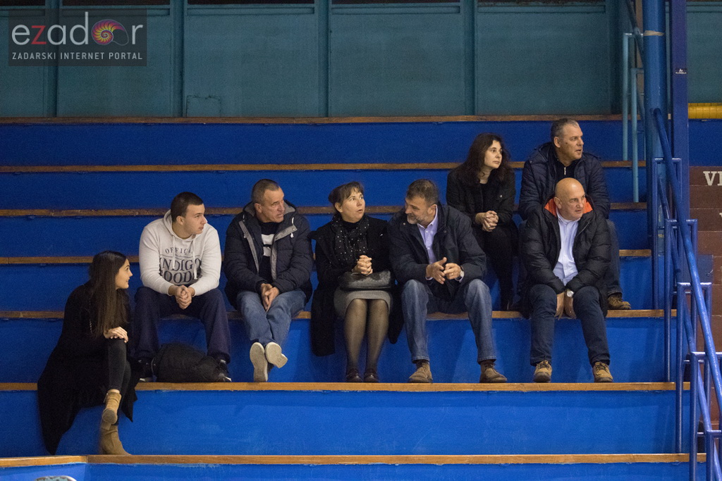 Fešta u povodu 80. rođendana Pina Giergie: Vetarani KK Zadar – Veterani KK Olimpija Fešta u povodu 80. rođendana Pina Giergie: Vetarani KK Zadar – Veterani KK Olimpija