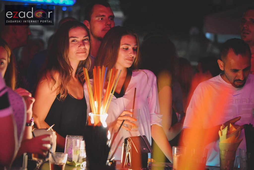 Saturday Night with DJ Dizzy @ Svarog Bar