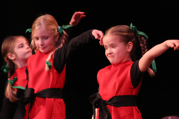 HKK Zadar – Plesna čestitka Zadarskog plesnog ansambla