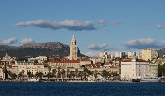 Grad Split – Pogled na panoramu grada iz ACi marine u kasno poslijepodne. Photo: Ivo Cagalj/PIXSELL