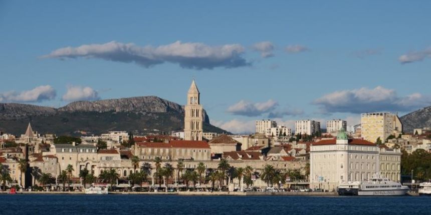 Grad Split – Pogled na panoramu grada iz ACi marine u kasno poslijepodne. Photo: Ivo Cagalj/PIXSELL