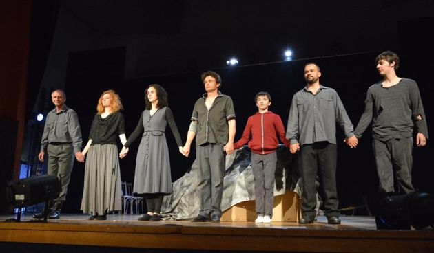 Predstava 260 dana u izvedbi glumaca HNK-a Osijek. Photo: Damir Spehar/PIXSELL