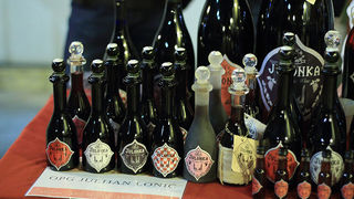 Bibinje: Božićni sajam na Trgu Franje Tuđmana Bibinje: Božićni sajam na Trgu Franje Tuđmana