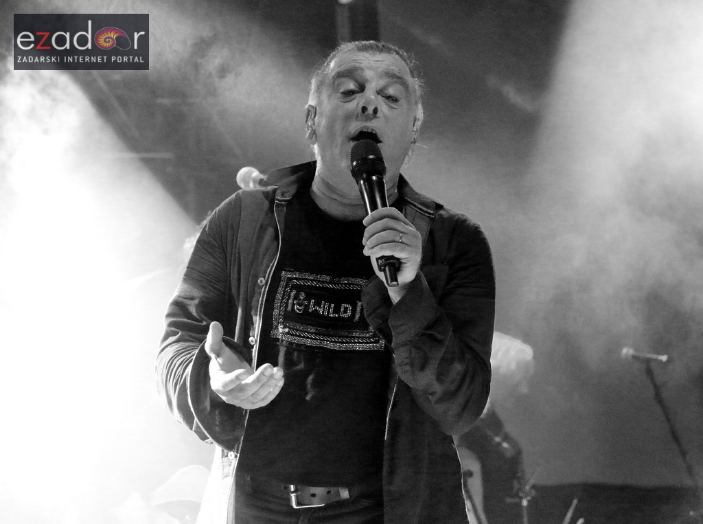 Parni valjak Viranima priredio vrhunsku dvosatnu glazbenu poslasticu Parni valjak Viranima priredio vrhunsku dvosatnu glazbenu poslasticu